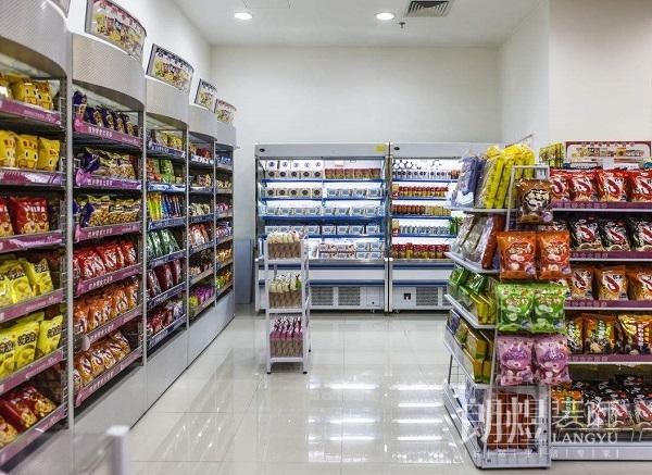 3款日用百貨店內(nèi)部陳設(shè)裝修效果圖